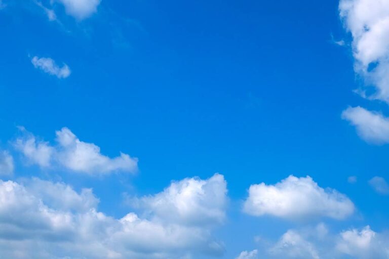 地域で安心して暮らすことを支える人たちがいます。「医療と介護のおしゃべり会」から